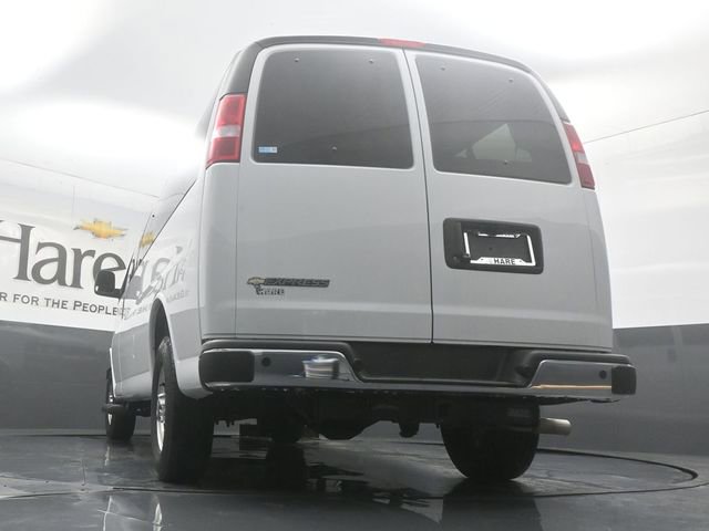 New 2025 Chevrolet Express 3500 LT w/ LT Preferred Equipment Group RWD image 33