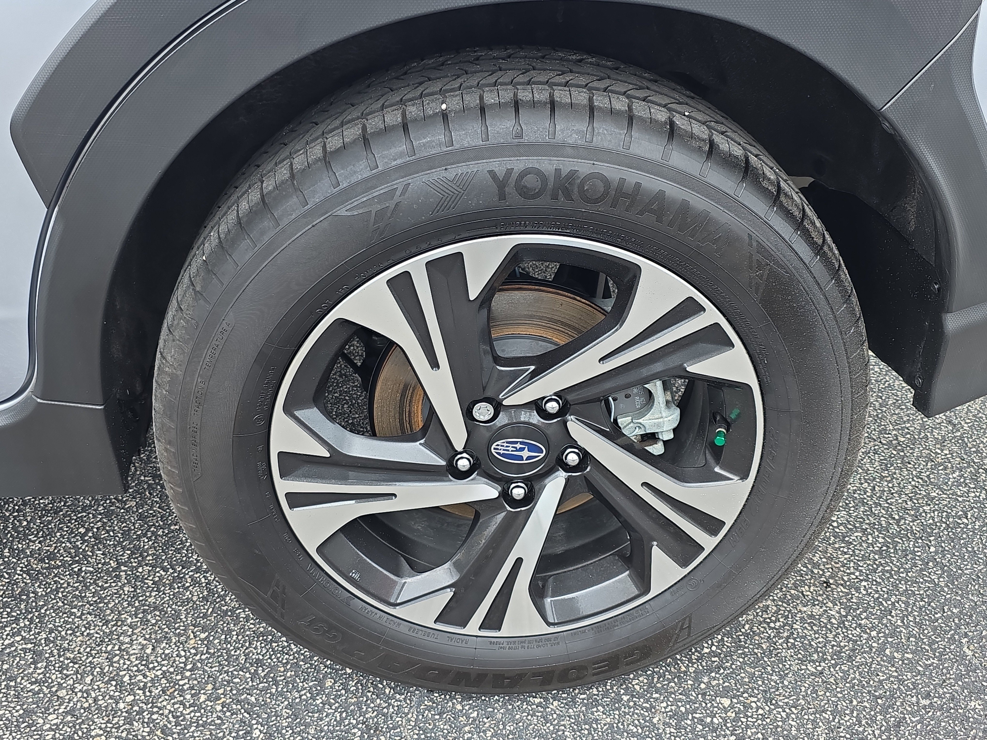 Used 2024 Subaru Crosstrek 2.0i Premium image 14