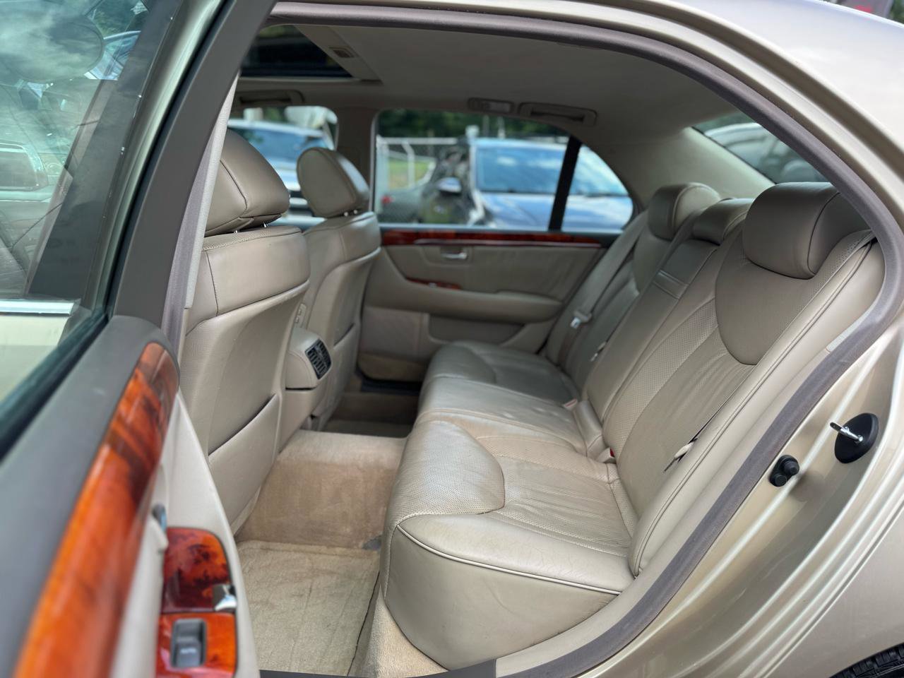 Used 2003 Lexus LS 430 RWD image 19