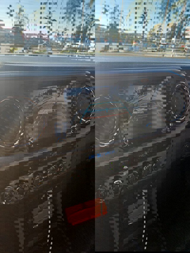 Used 2021 Toyota Tacoma TRD Off-Road image 10