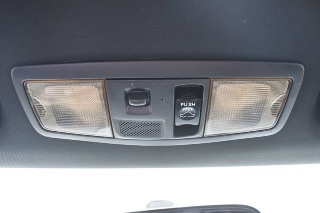 Used 2018 Mitsubishi Outlander LE AWD/4WD image 33