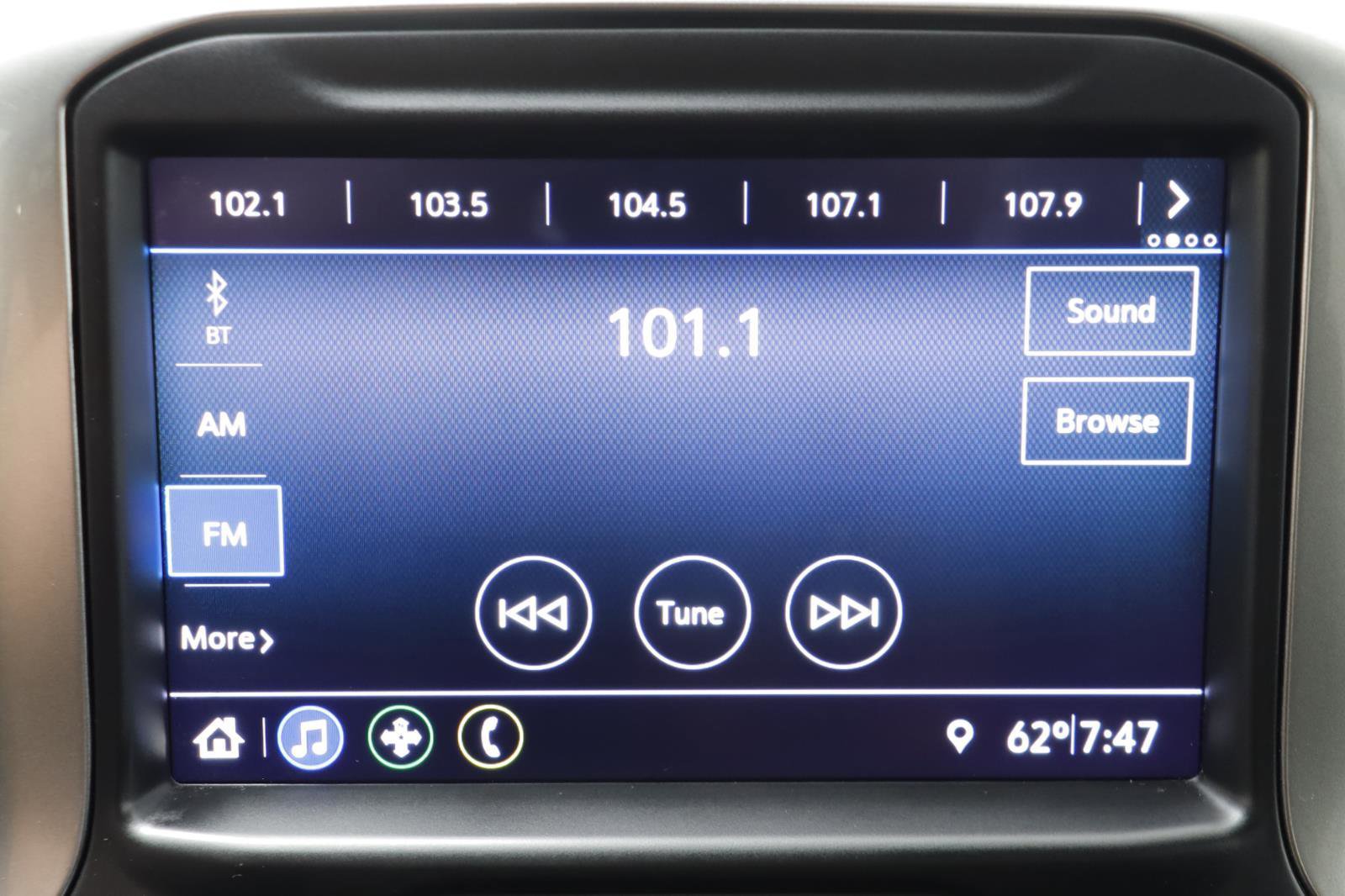 Used 2019 Chevrolet Silverado 1500 LT image 9