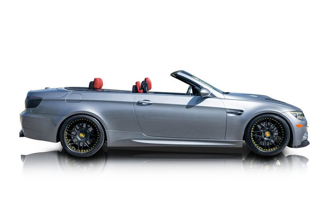 Used 2013 BMW M3 Convertible image 2