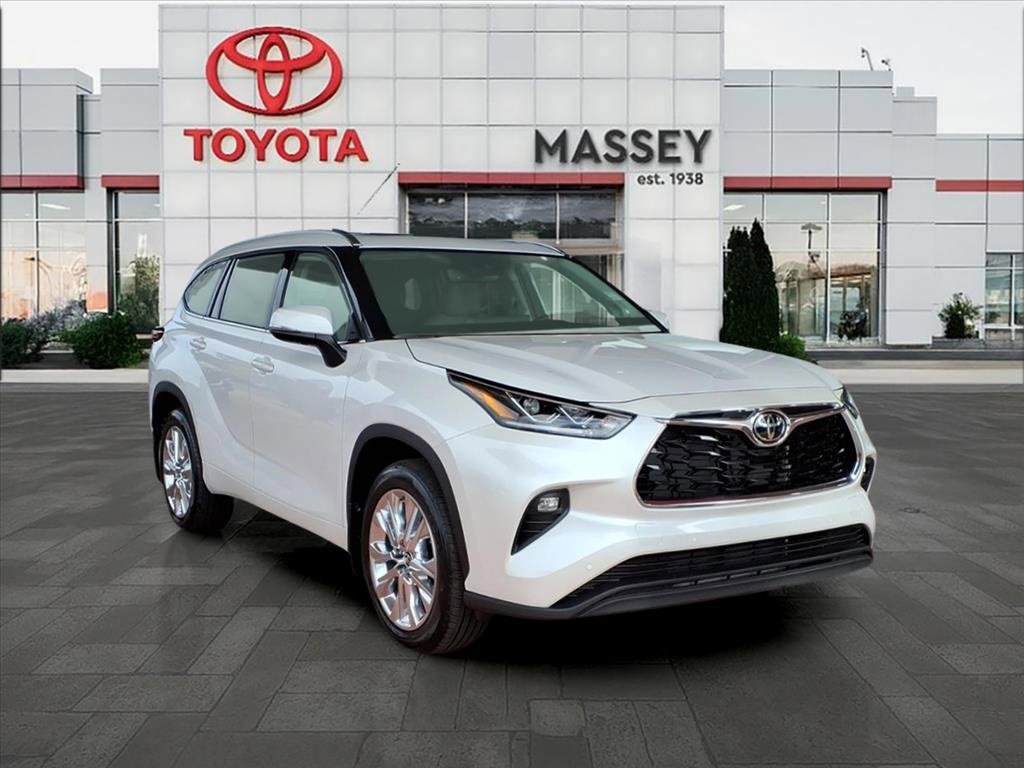New 2025 Toyota Highlander Limited