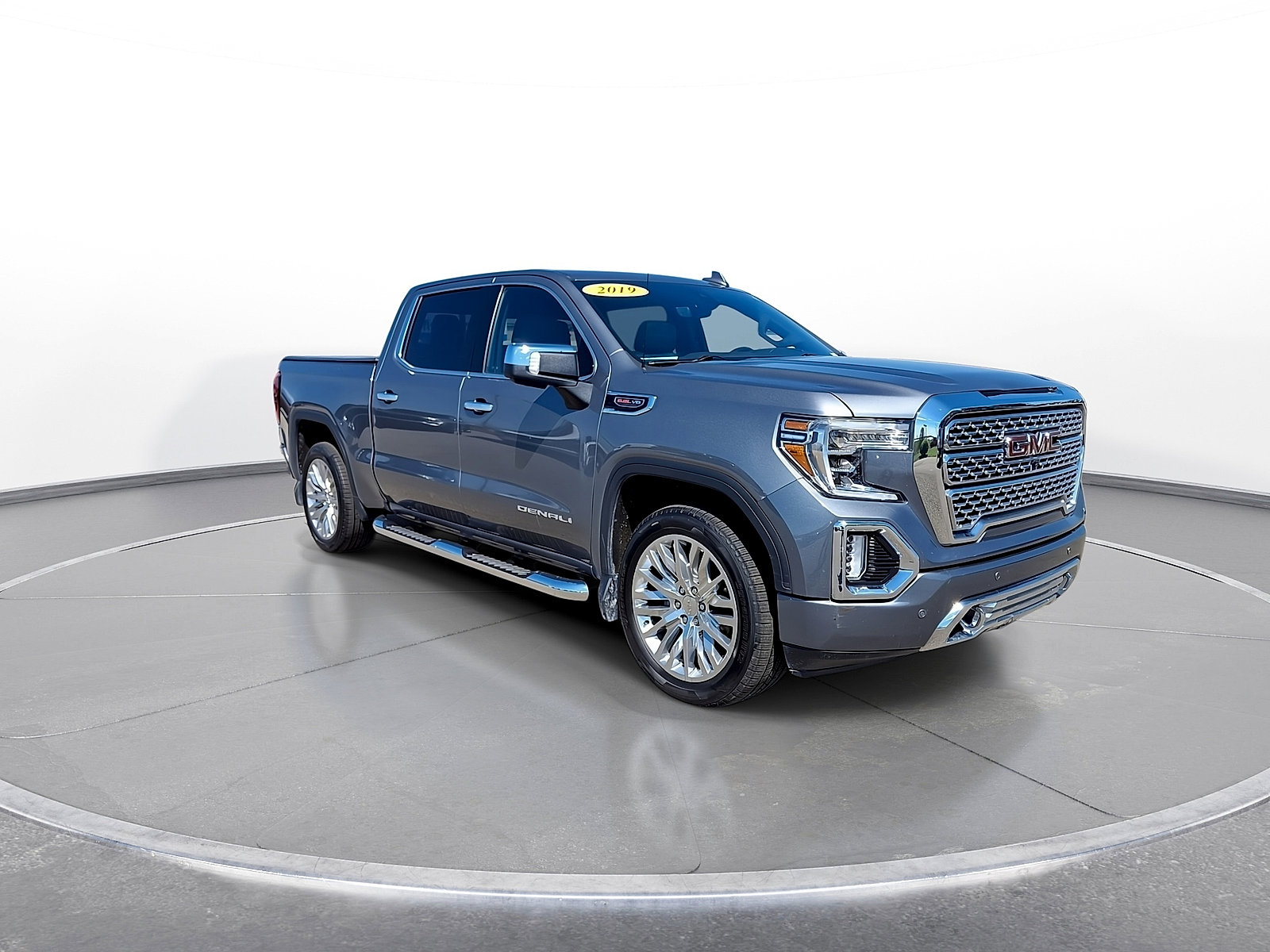 Used 2019 GMC Sierra 1500 Denali w/ Denali Ultimate Package AWD/4WD image 2