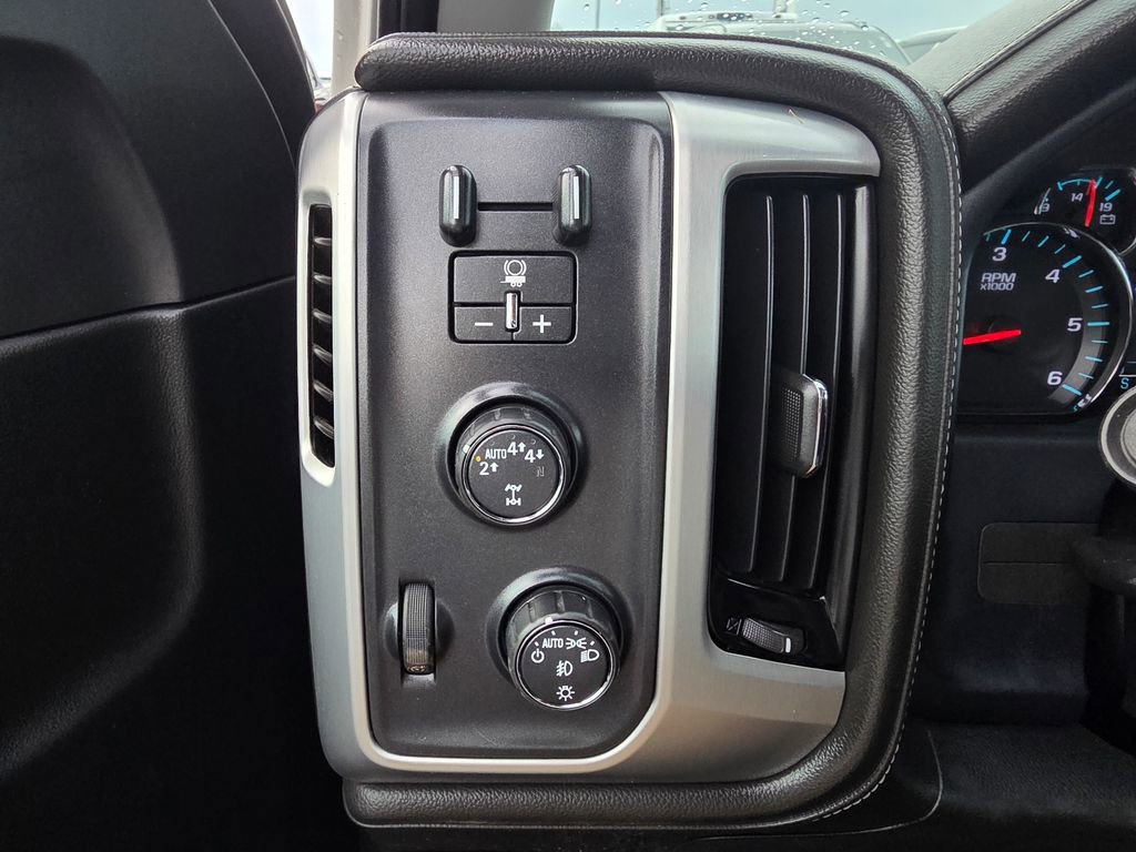 Used 2018 GMC Sierra 1500 SLT AWD/4WD image 13