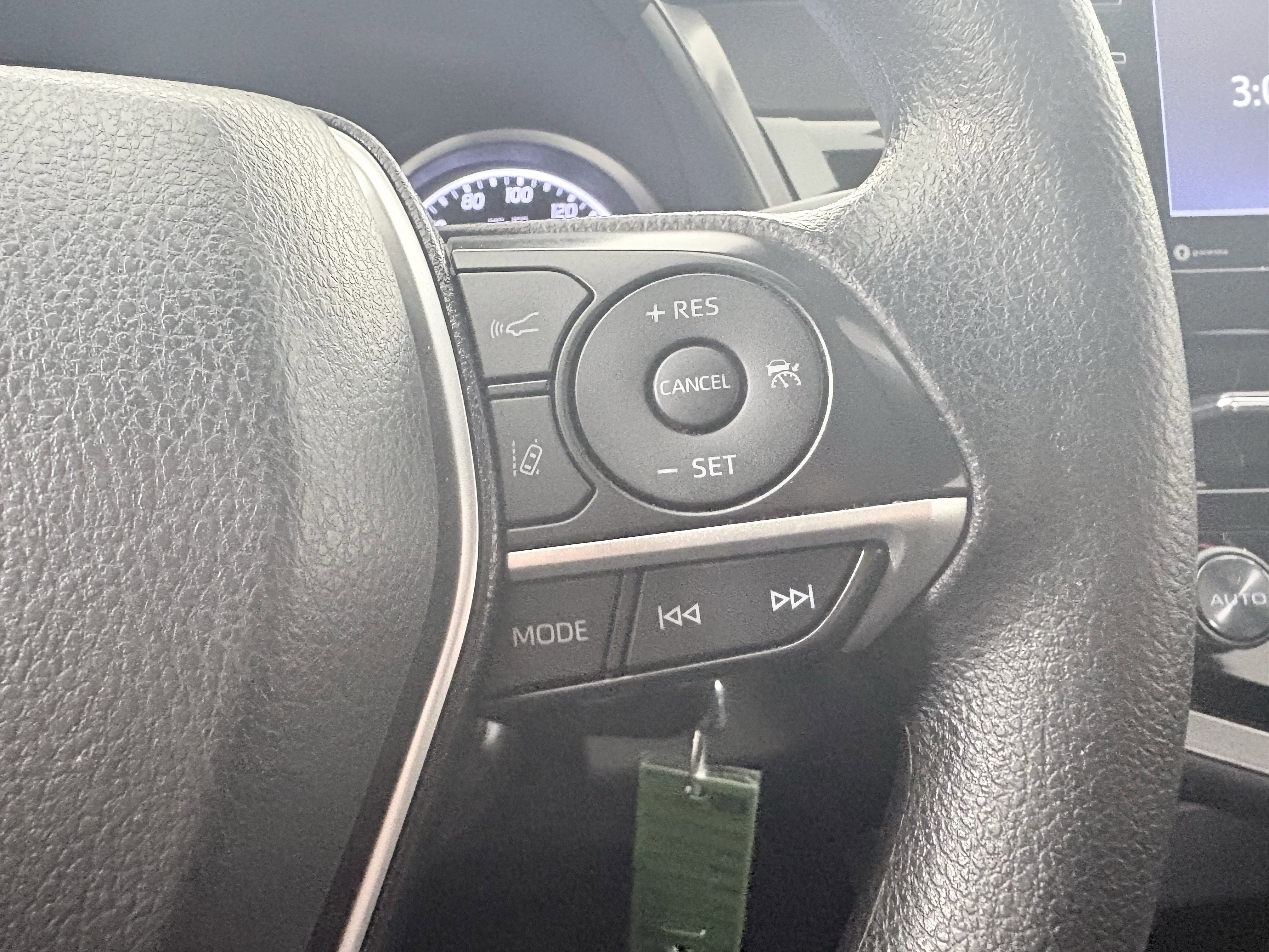 Used 2022 Toyota Camry LE image 16