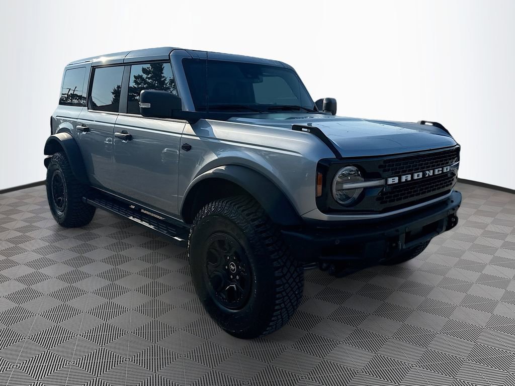 Used 2024 Ford Bronco Wildtrak image 3