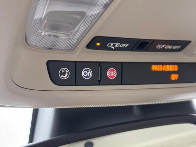 Used 2017 Buick LaCrosse Premium image 24