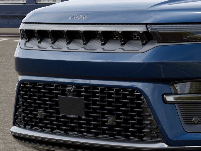 New 2026 Jeep Grand Wagoneer L Limited AWD/4WD image 7