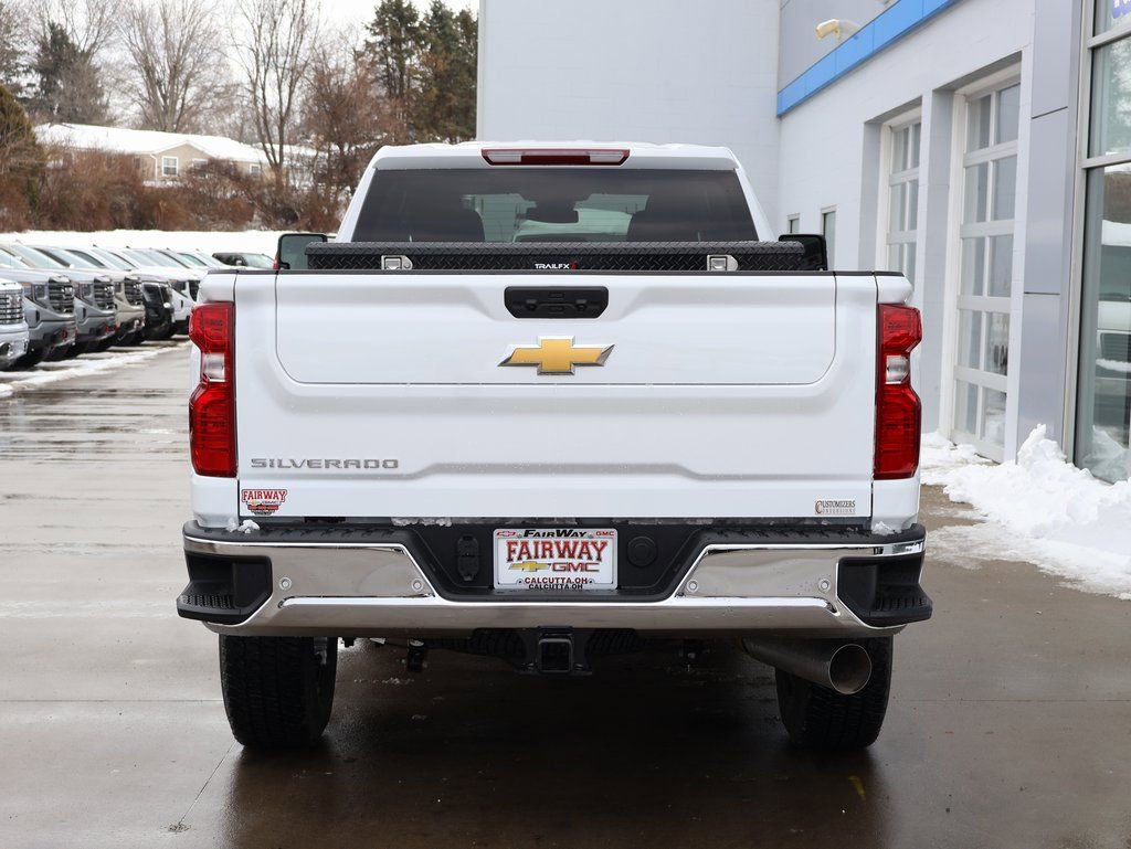 New 2026 Chevrolet Silverado 3500 W/T AWD/4WD image 10