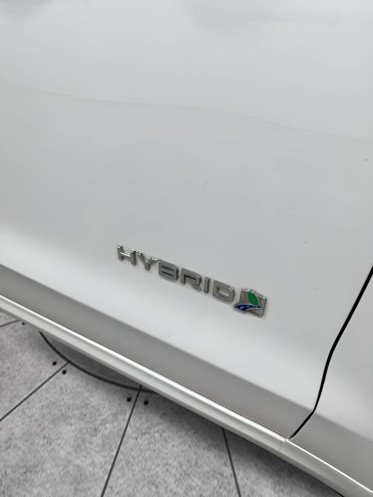 Used 2015 Ford Fusion SE FWD image 19