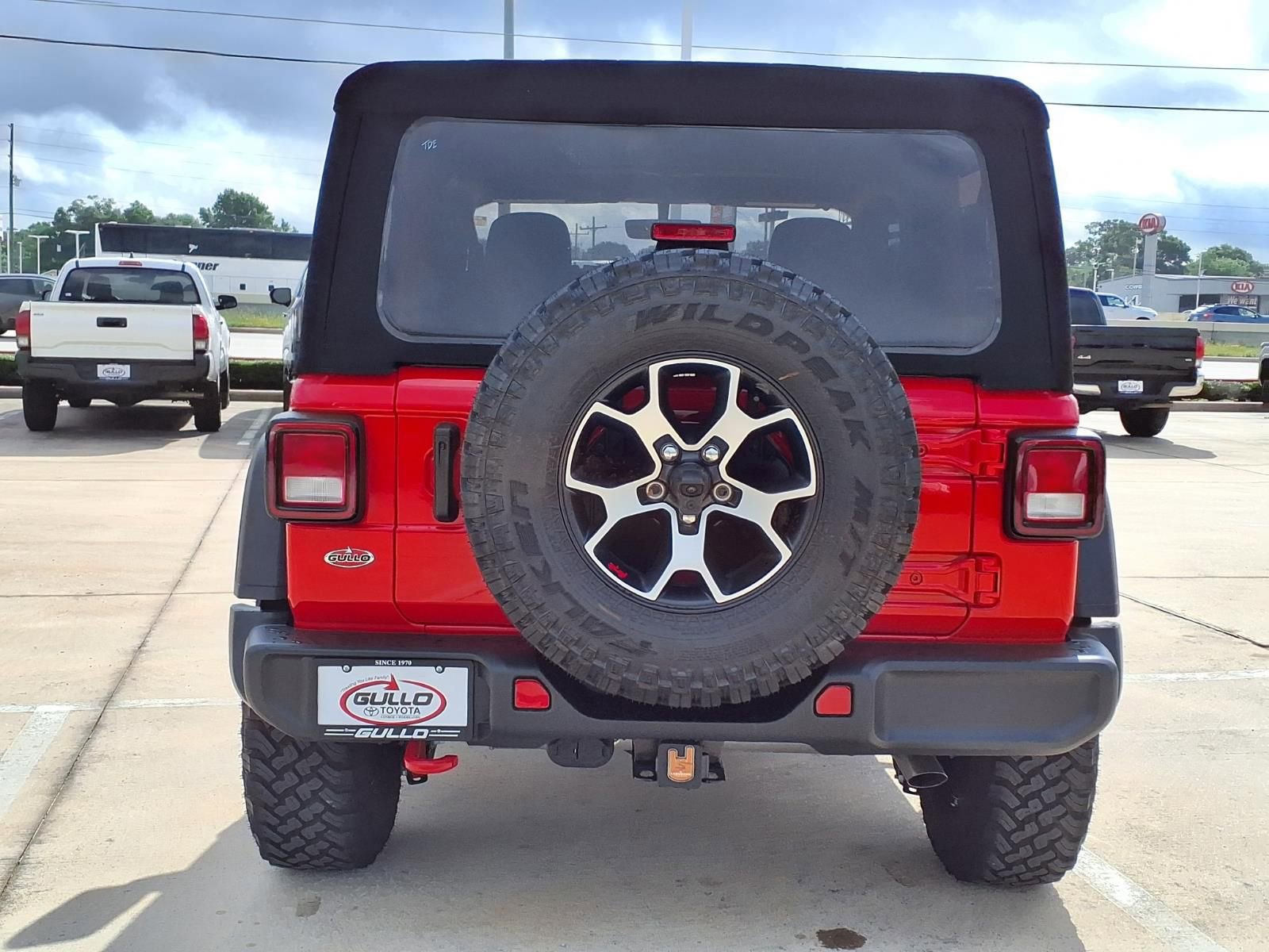 Used 2023 Jeep Wrangler Rubicon AWD/4WD image 7