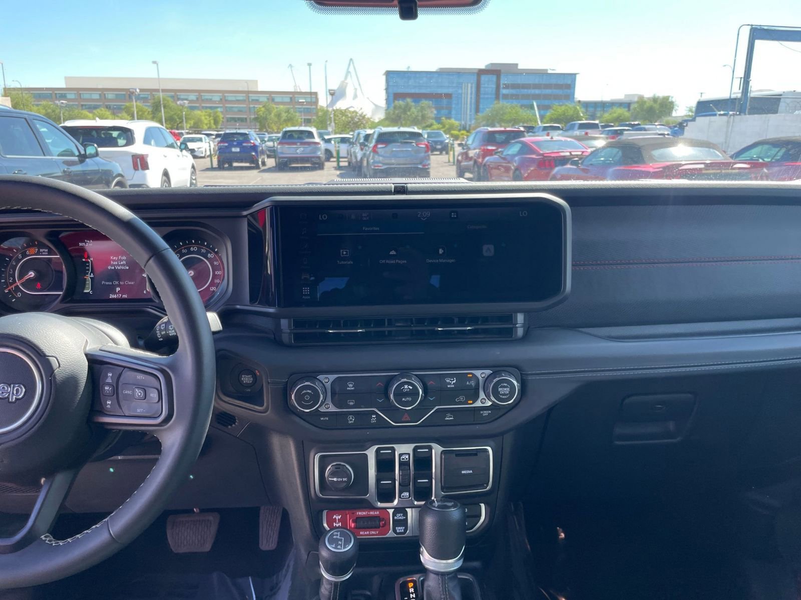 Used 2025 Jeep Wrangler Unlimited Rubicon image 18