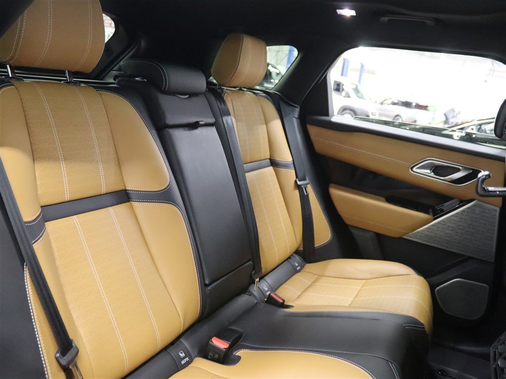 Used 2020 Land Rover Range Rover Velar R-Dynamic HSE image 15