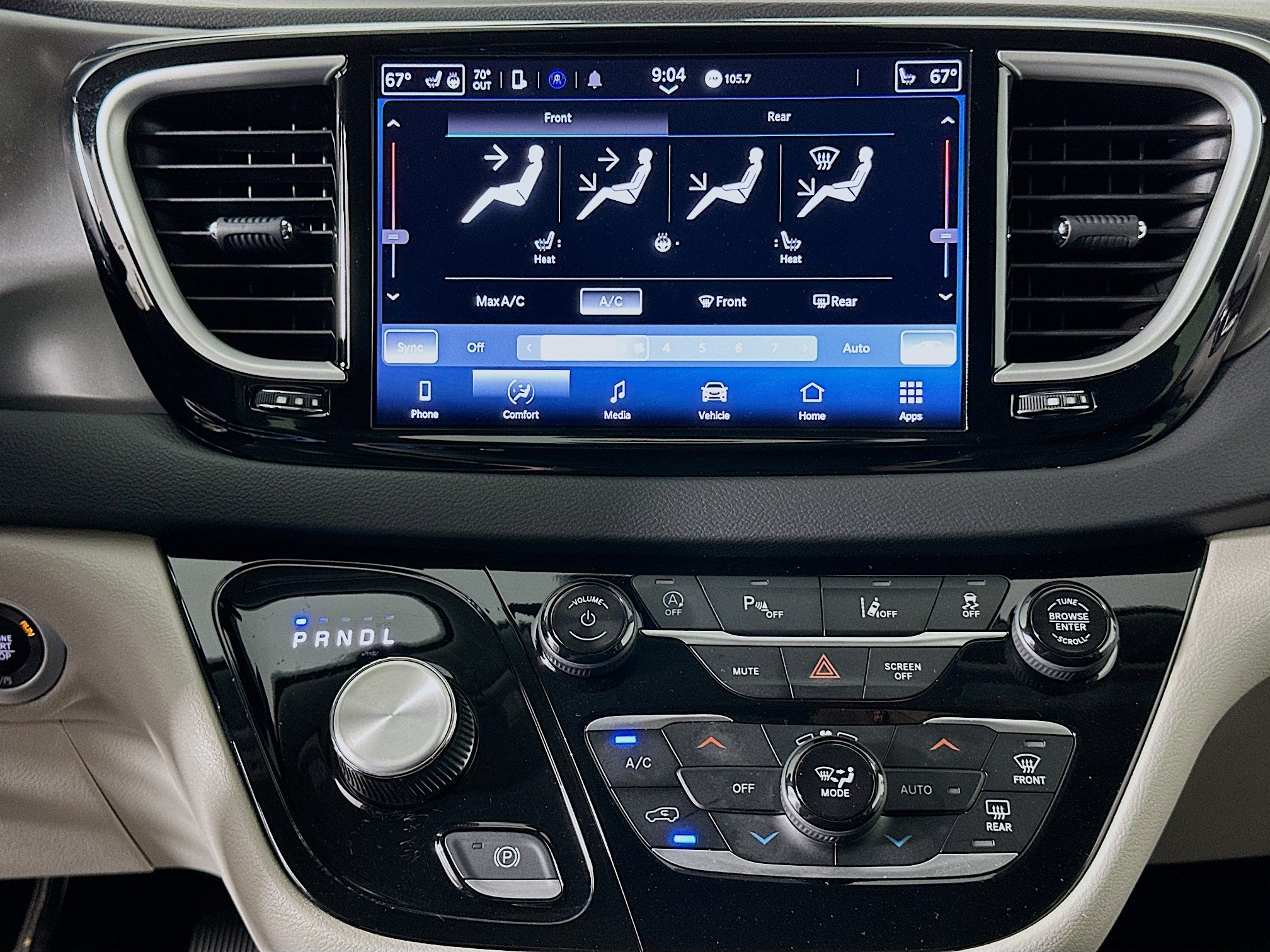 Used 2024 Chrysler Pacifica Touring-L FWD image 23