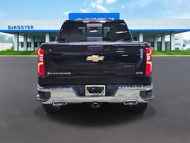 Used 2022 Chevrolet Silverado 1500 LTZ w/ Safety Package II image 10