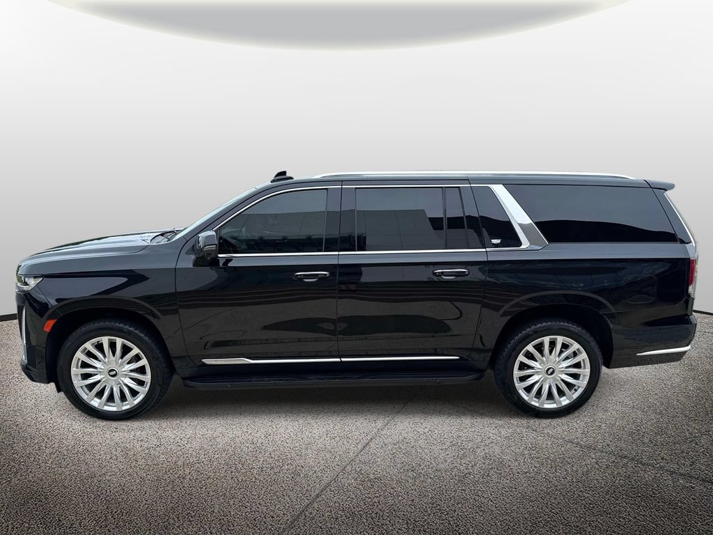 Used 2023 Cadillac Escalade ESV Luxury RWD image 3