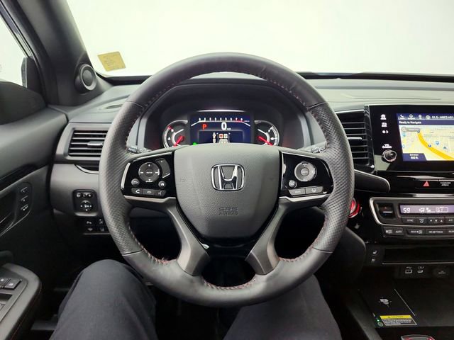 Used 2025 Honda Passport Black Edition image 24
