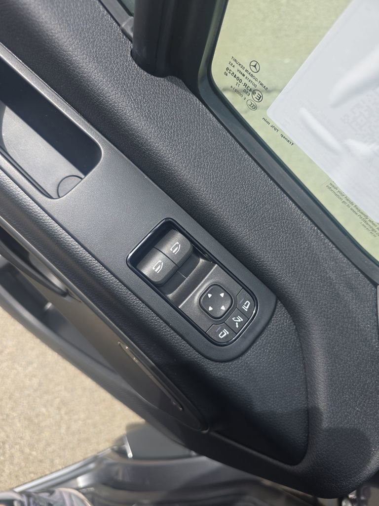 New 2026 Mercedes-Benz Sprinter 2500 image 11