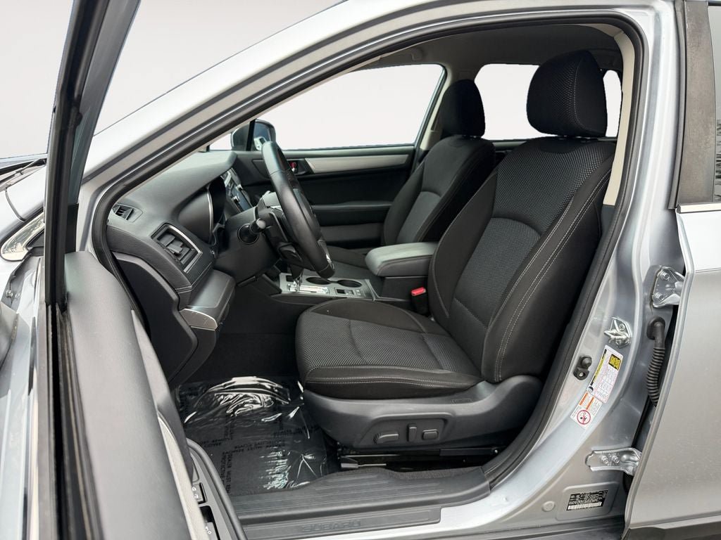Used 2018 Subaru Outback 2.5i Premium AWD/4WD image 6