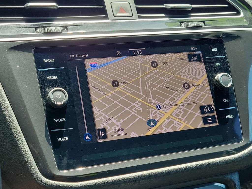 Used 2024 Volkswagen Tiguan SEL R-Line image 25