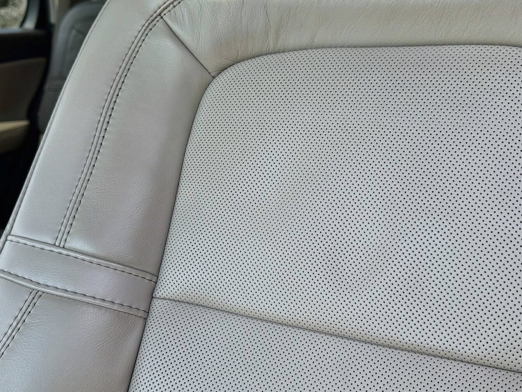 Used 2023 Lincoln Aviator Reserve w/ Elements Package Plus AWD/4WD image 22