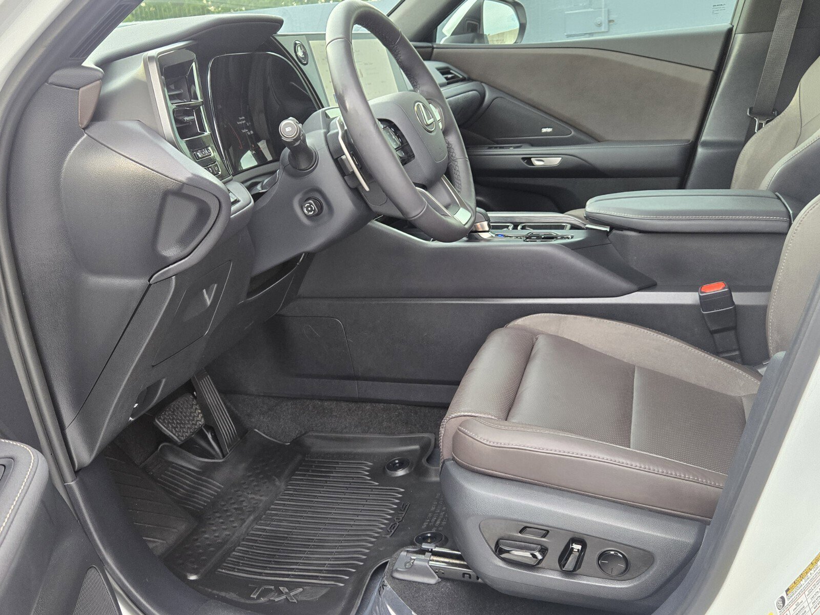 Certified 2024 Lexus TX 350 FWD w/ Technology Package image 13