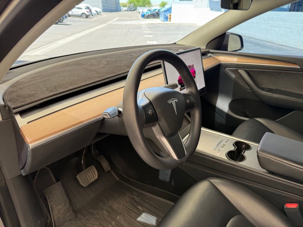 Used 2023 Tesla Model Y Long Range AWD/4WD image 12