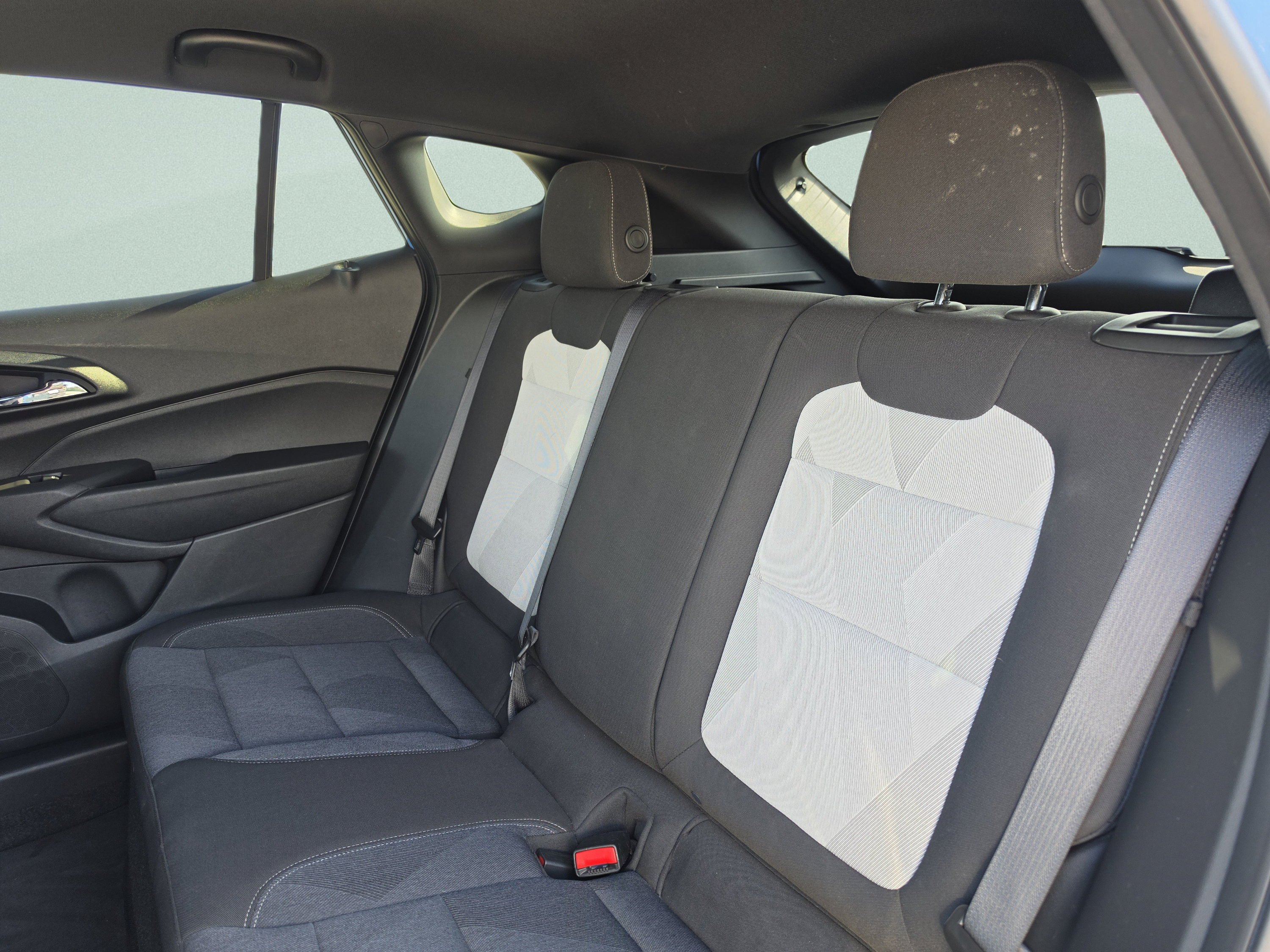 Used 2024 Chevrolet Trax RS w/ Driver Confidence Package FWD image 22