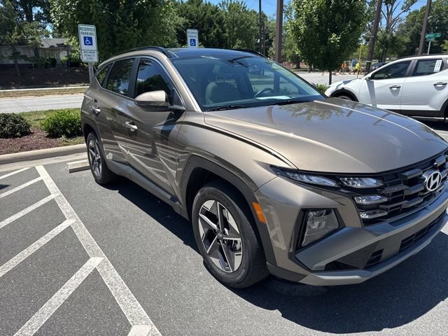Used 2025 Hyundai Tucson SEL AWD/4WD image 15