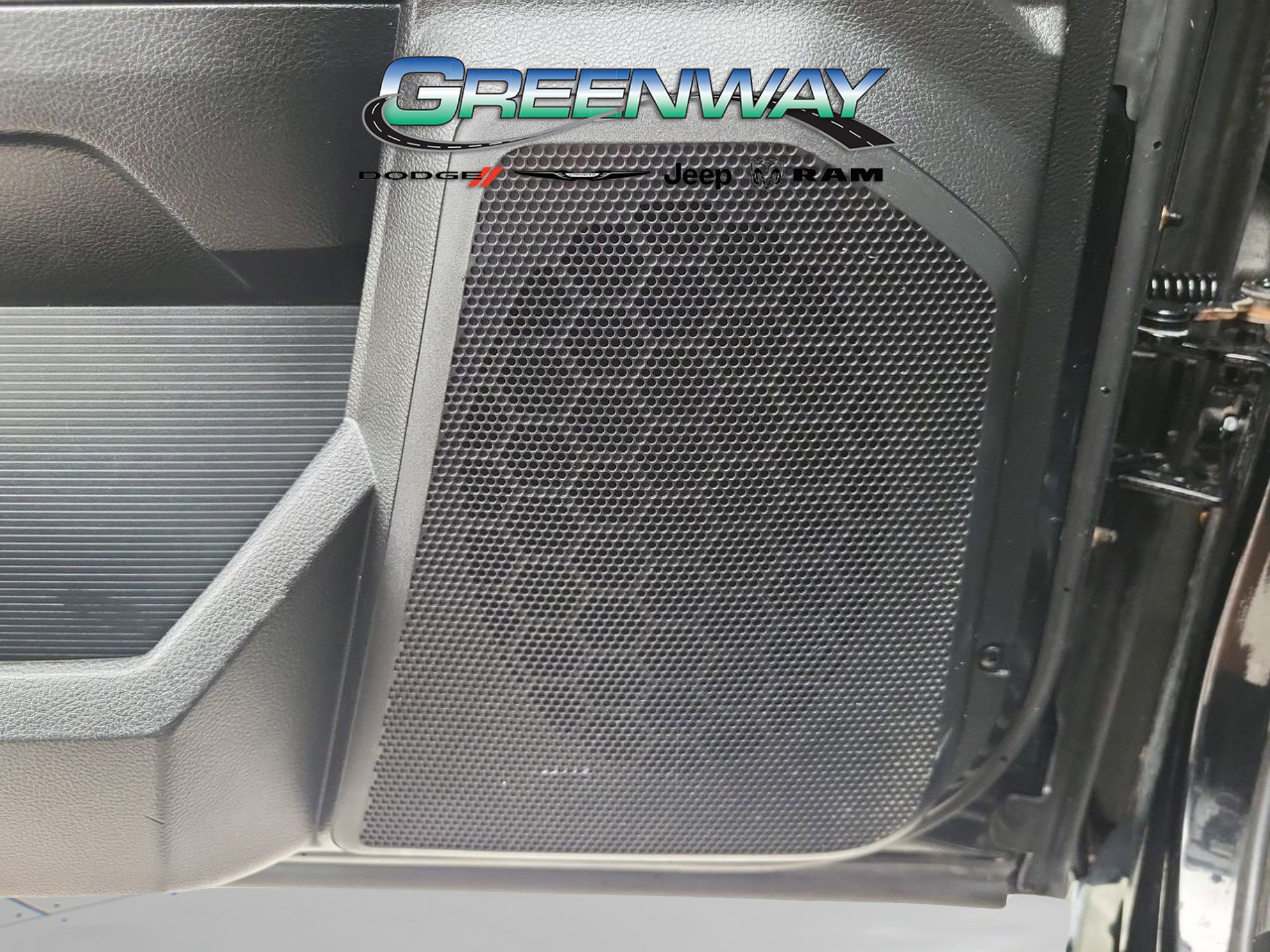 Used 2015 RAM 1500 Sport w/ Convenience Group AWD/4WD image 16