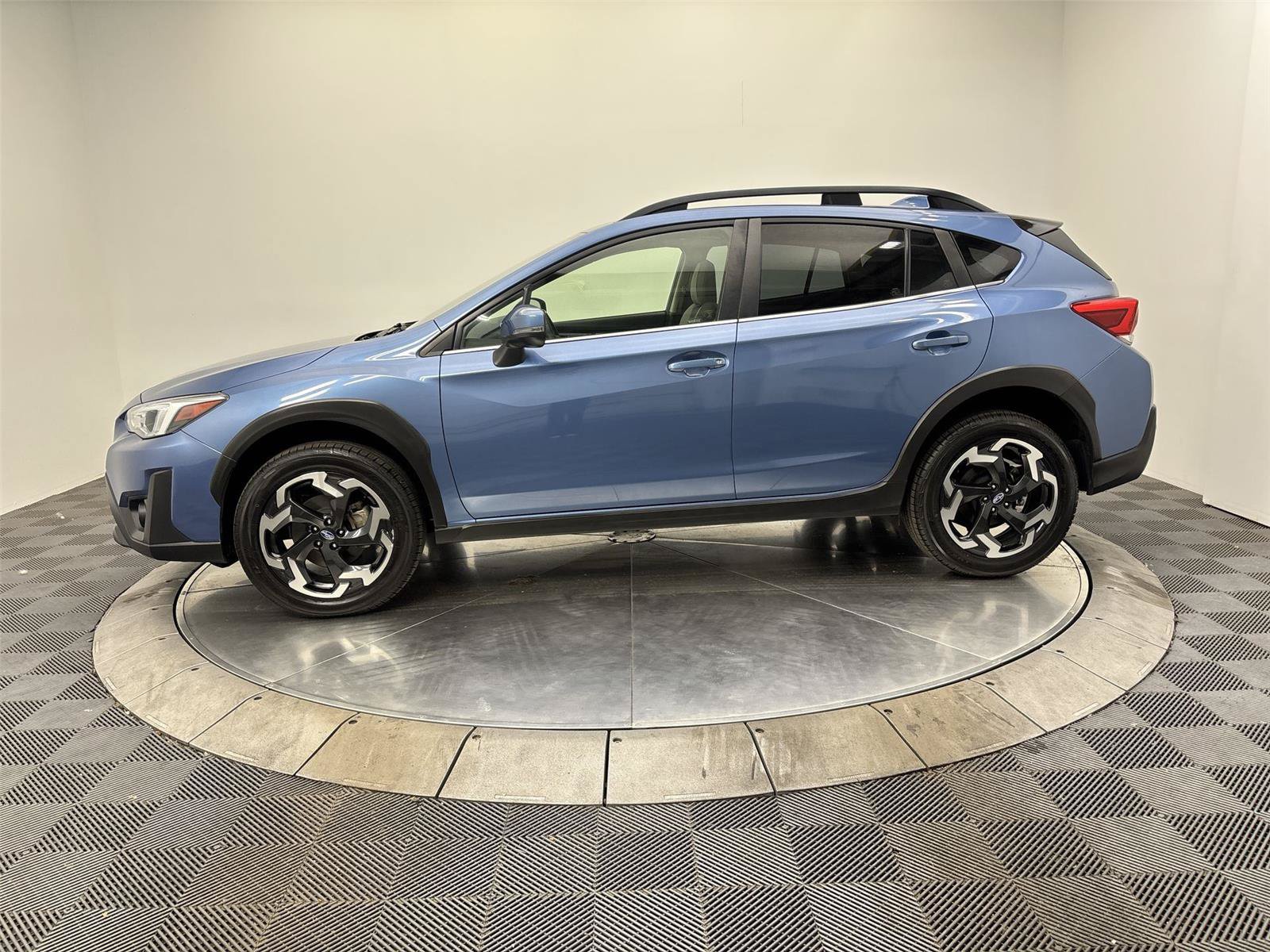 Used 2021 Subaru Crosstrek 2.5i Limited w/ Moonroof Package 2 AWD/4WD image 16
