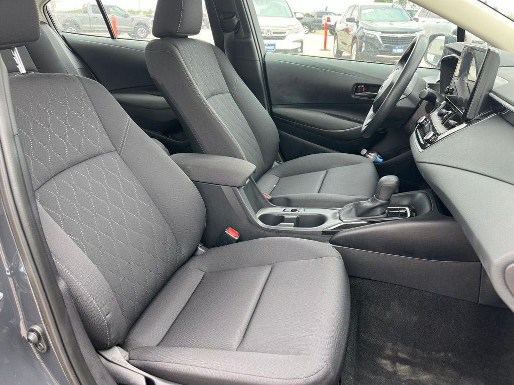 Used 2026 Toyota Corolla LE FWD image 11