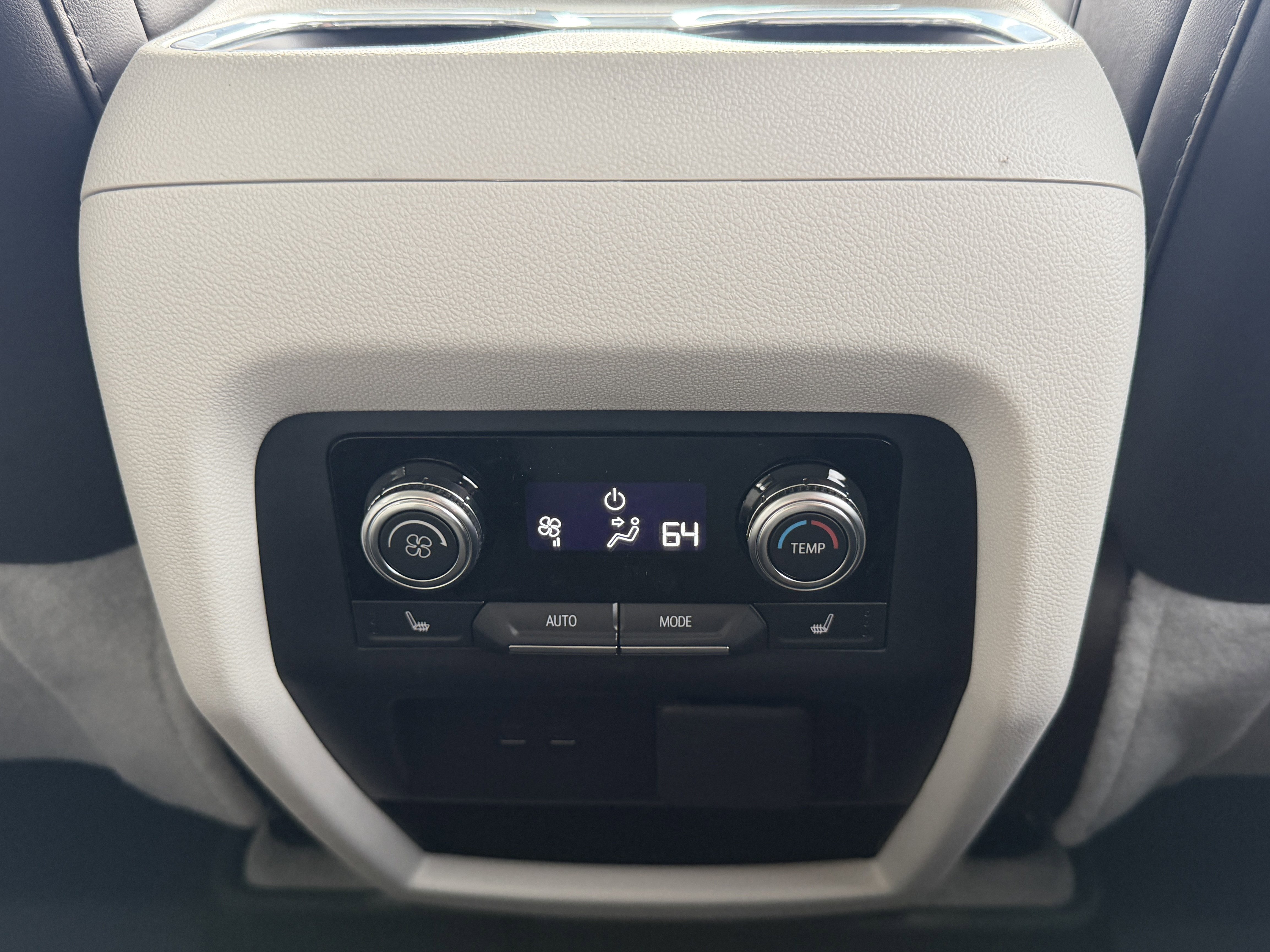 New 2026 GMC Acadia Denali w/ Super Cruise Package image 27