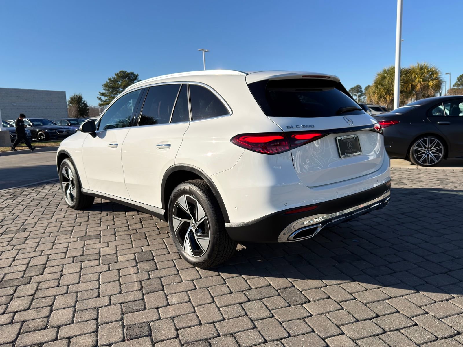 Used 2024 Mercedes-Benz GLC 300 image 10