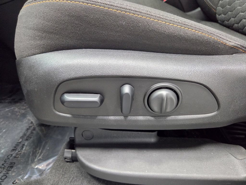 Used 2018 Chevrolet Equinox LT AWD/4WD image 28