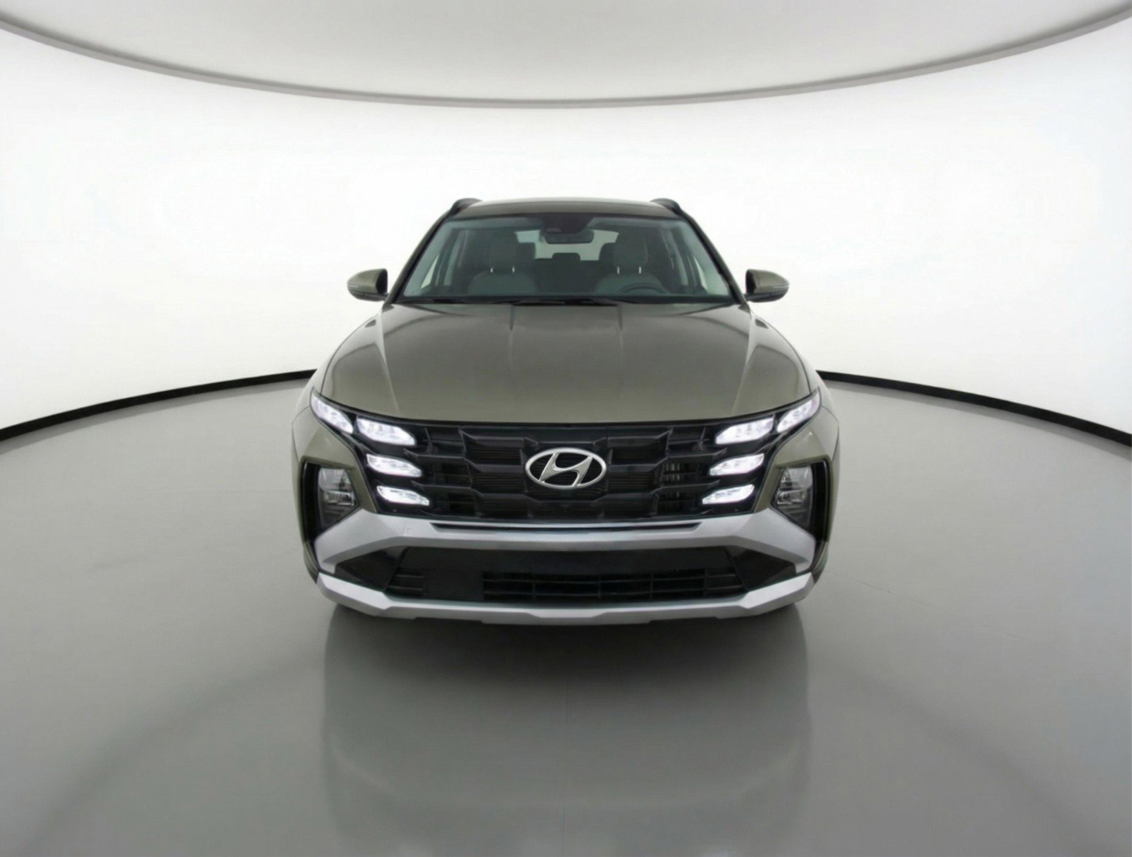 Used 2025 Hyundai Tucson SEL image 2