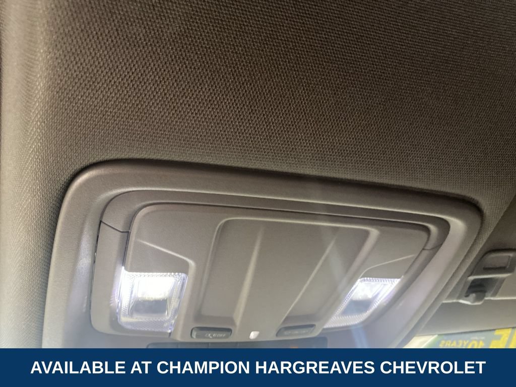 Used 2022 Chevrolet Silverado 1500 Custom Trail Boss AWD/4WD image 25