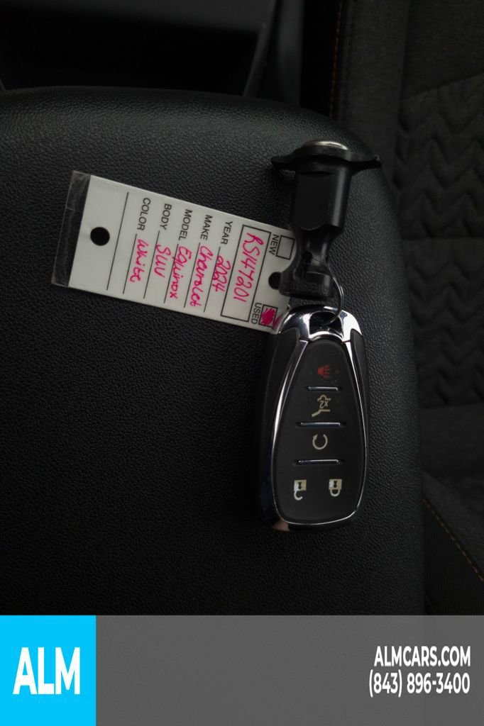 Used 2024 Chevrolet Equinox LT FWD image 35