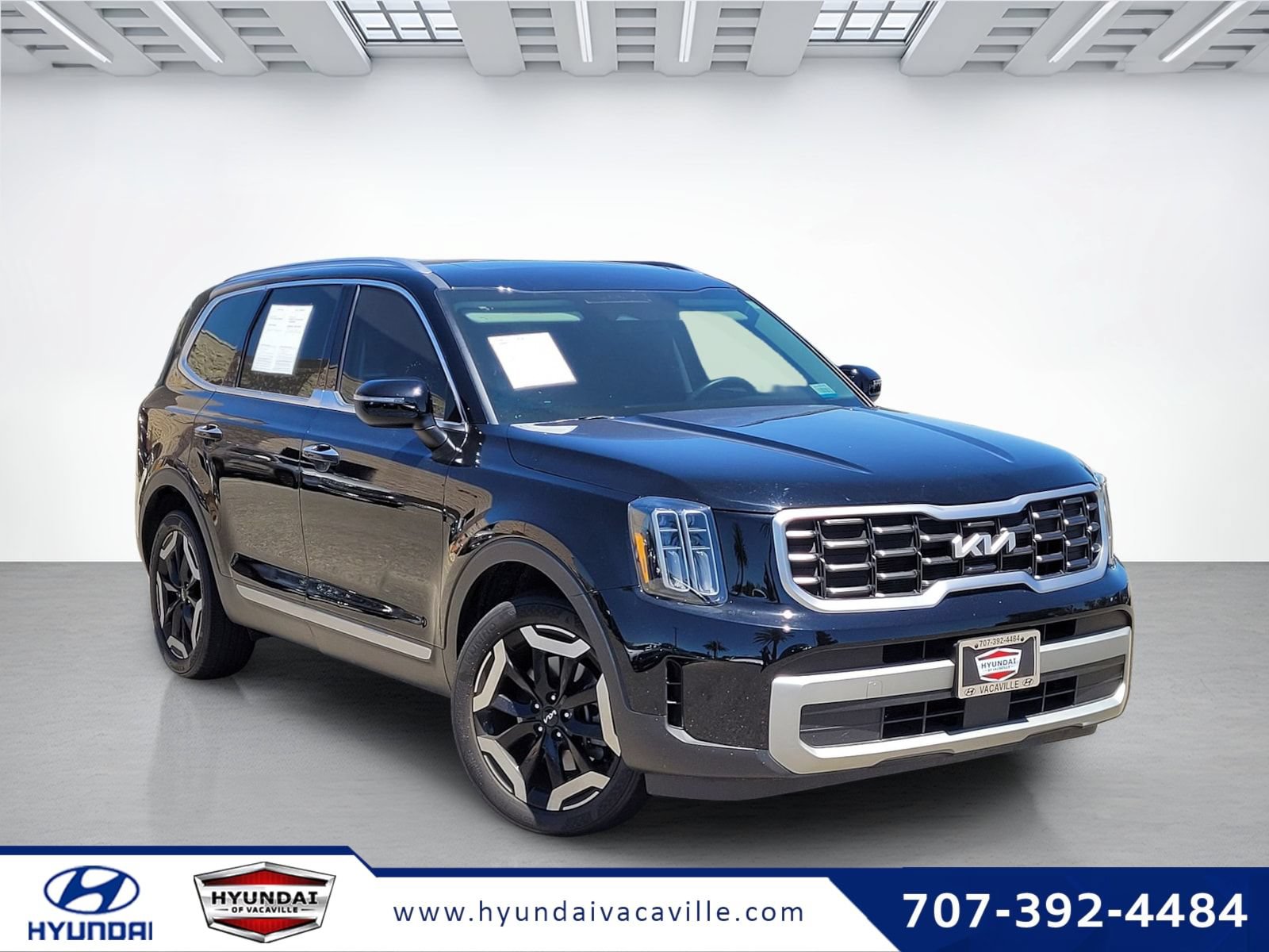 Used 2024 Kia Telluride S w/ S Sunroof Package FWD image 1
