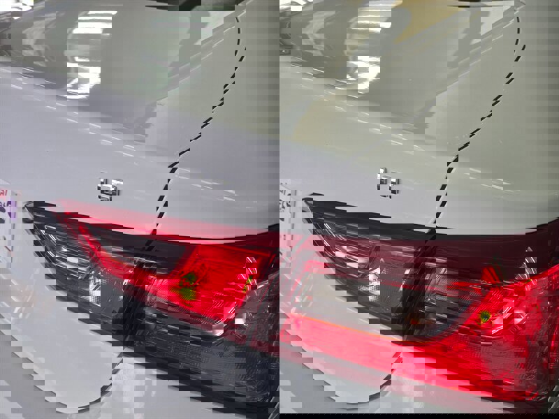 Used 2024 Chevrolet Malibu LT image 30