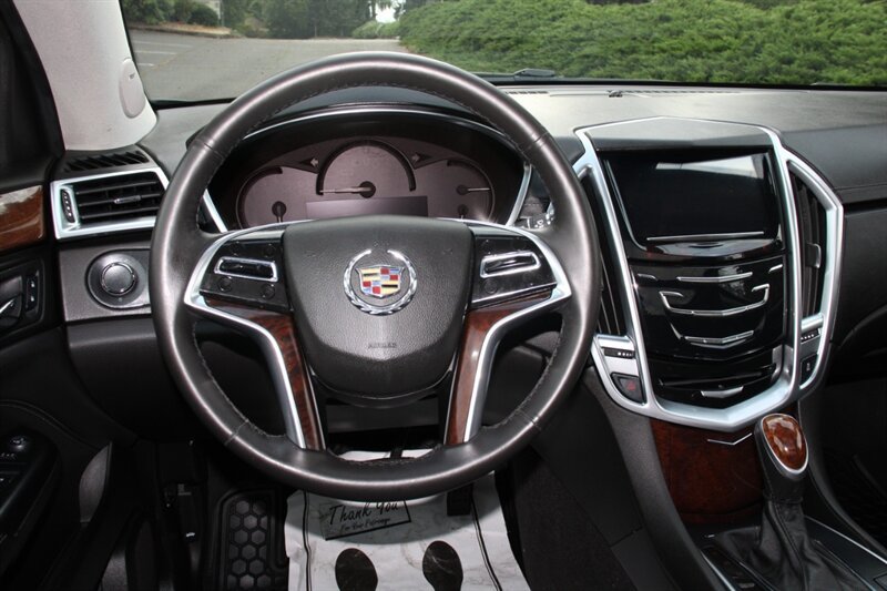 Used 2016 Cadillac SRX Luxury w/ Driver Awareness Package AWD/4WD image 17
