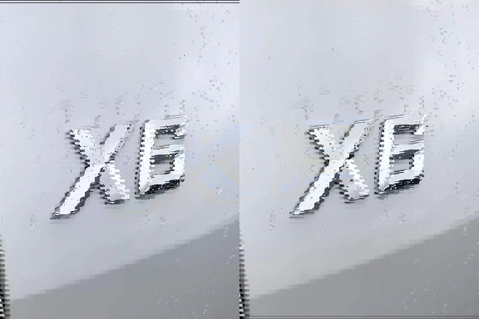 Used 2023 BMW X6 xDrive40i w/ M Sport Package image 9