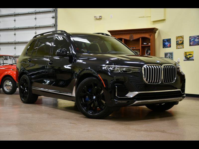 Used 2022 BMW X7 xDrive40i w/ Premium Package AWD/4WD image 1