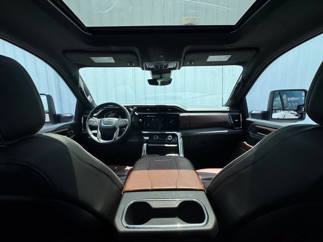 Used 2024 GMC Sierra 2500 Denali Ultimate w/ Max Trailering Package AWD/4WD image 22