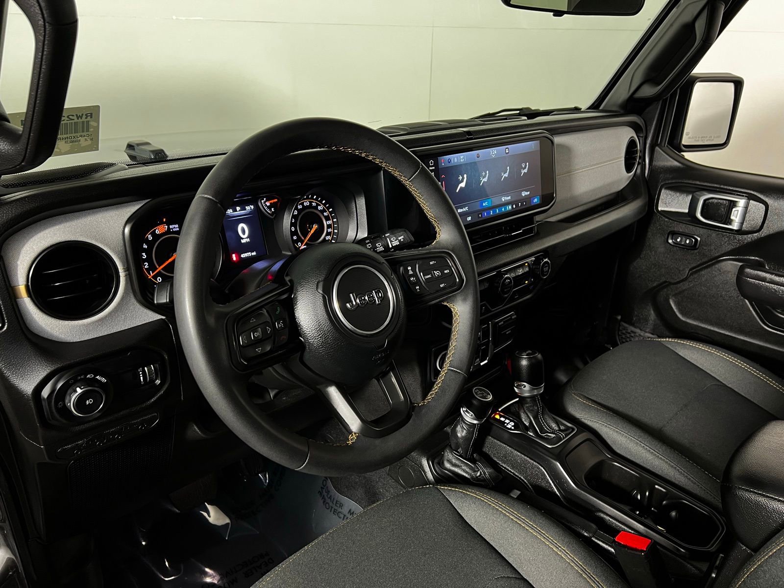 Used 2024 Jeep Wrangler Sport S image 12