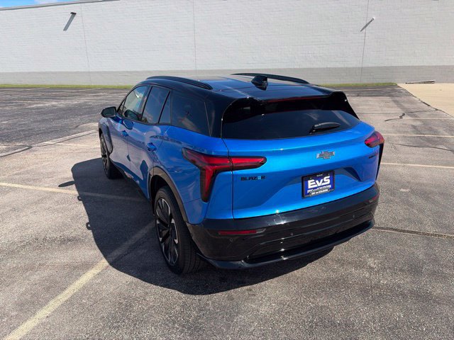 Used 2026 Chevrolet Blazer EV RS w/ Super Cruise Package AWD/4WD image 4