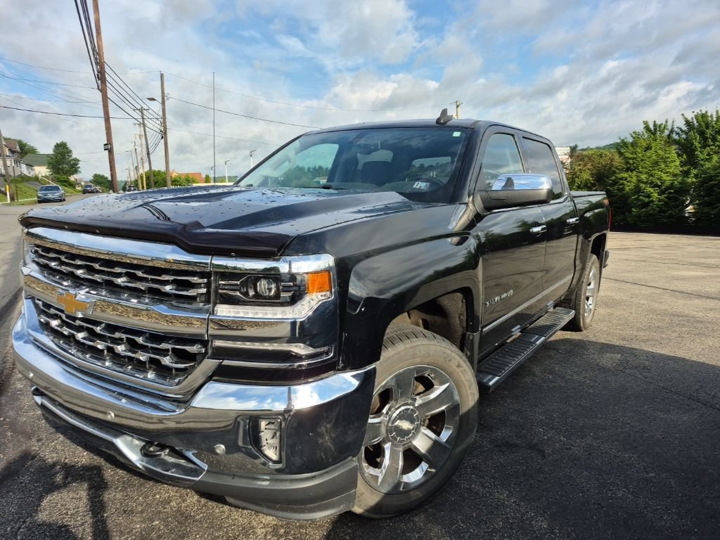 Used 2018 Chevrolet Silverado 1500 LTZ w/ Sport Package AWD/4WD image 3