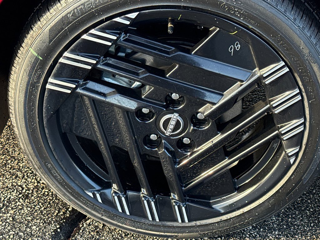 New 2026 Nissan Sentra SR w/ Floor Mat Package image 9